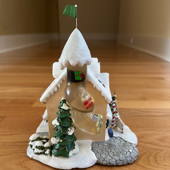 Hawthorne Village Santa's Toy Workshop Rudolph's Christmas Town - Picture 9 of 16